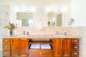 House for sale in Ojochal Costa Rica