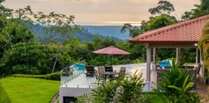 House for sale in Ojochal Costa Rica