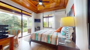 5939 Chontales House and Three Lots 37