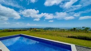 House for sale in Ojochal Costa Rica