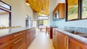 House for sale in Ojochal Costa Rica