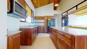 House for sale in Ojochal Costa Rica