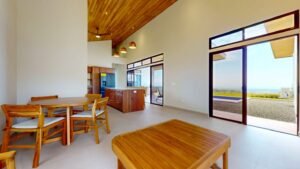 House for sale in Ojochal Costa Rica