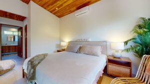 House for sale in Ojochal Costa Rica