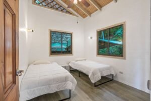 Lagunas-3-Bed-OV-Mountain-Home_21-1