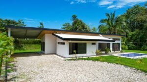 House for sale in Ojochal Costa Rica