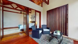 House for sale in Ojochal Costa Rica