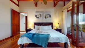 House for sale in Ojochal Costa Rica