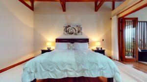 House for sale in Ojochal Costa Rica