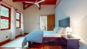 House for sale in Ojochal Costa Rica