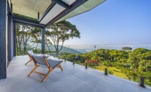 costa-rica-master-balcony-terrace-privacy