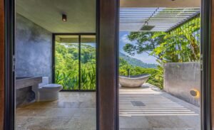 costa-rica-outdoor-bathroom-bali-tub-shower