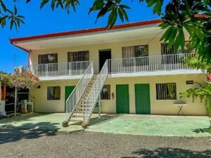 1 (4) Apartment building front-1