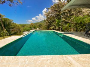 1 (45) House-for-sale-in-Uvita