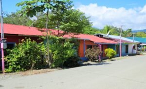 1 (57)Steps from Marino Ballena National Par