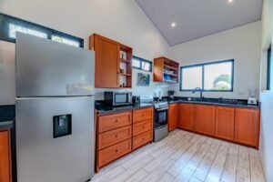 Two Ocean View Homes in Exclusive Marina Vista, Escaleras (10)
