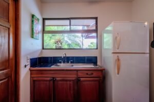 Two Ocean View Homes in Exclusive Marina Vista, Escaleras (18)