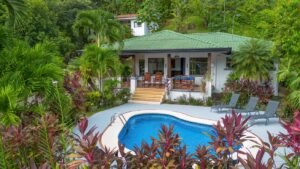 Two Ocean View Homes in Exclusive Marina Vista, Escaleras (47)