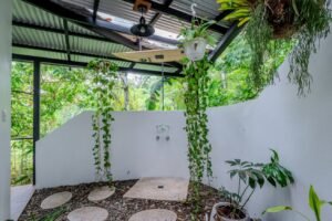 Two Ocean View Homes in Exclusive Marina Vista, Escaleras (52)