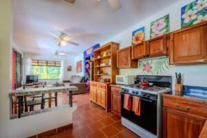 Two Ocean View Homes in Exclusive Marina Vista, Escaleras (8)