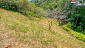 0.59-Acres-of-Land-for-sale-in-OJOCHAL-Costa-Rica 18 (13)