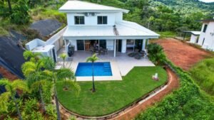 188603 Modern House in Chontales 02x (1)