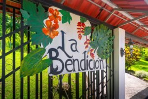 189055- 4BR ocean view home in Ojochal (28)