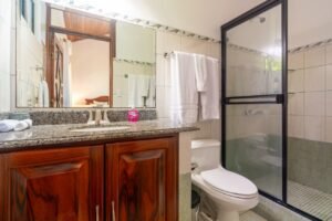 189055- 4BR ocean view home in Ojochal (54)