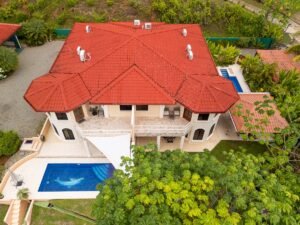 189116 – 4 bedroom ocean view home (10)