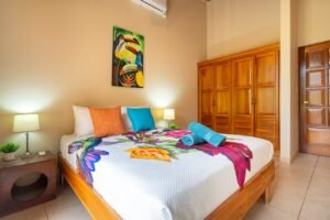 189116 – 4 bedroom ocean view home (11)