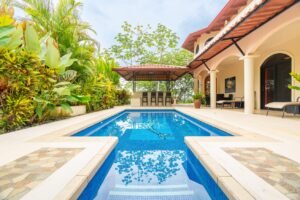 189116 – 4 bedroom ocean view home (12)