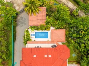 189116 – 4 bedroom ocean view home (15)