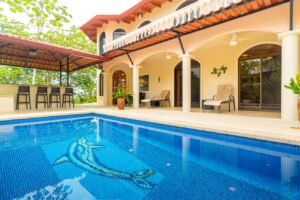 189116 – 4 bedroom ocean view home (16)