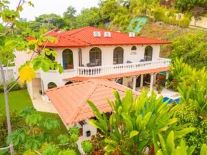 189116 – 4 bedroom ocean view home (19)