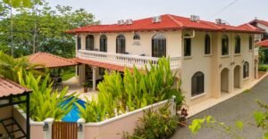 189116 – 4 bedroom ocean view home (32)