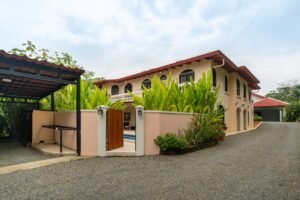 189116 – 4 bedroom ocean view home (48)