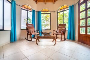 189116 – 4 bedroom ocean view home (8)