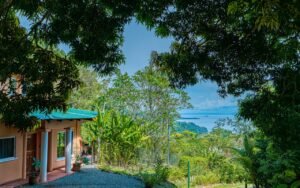 189206 – 3 bedroom ocean view home in Uvita (22)