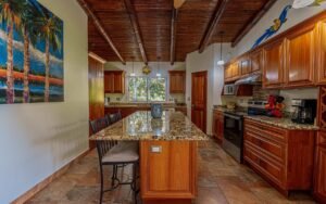 189206 – 3 bedroom ocean view home in Uvita (26)