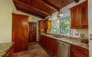 189206 – 3 bedroom ocean view home in Uvita (27)