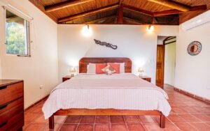 189206 – 3 bedroom ocean view home in Uvita (61)