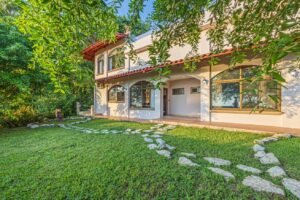 189486 – luxury ocean view house in Dominical (23)