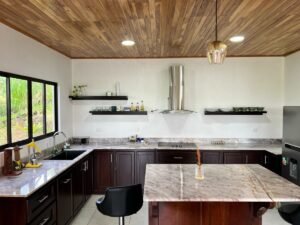 3 bedroom home in tinamastes (6)