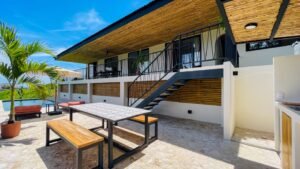 House for sale in Ojochal Costa Rica