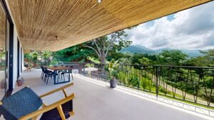 House for sale in Ojochal Costa Rica