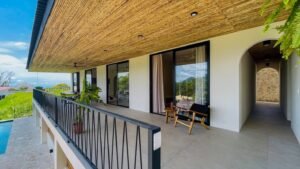 House for sale in Ojochal Costa Rica