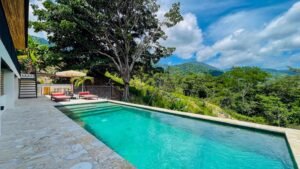 House for sale in Ojochal Costa Rica