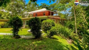 4 bed House for sale in Ojochal Costa Rica 1 (43)