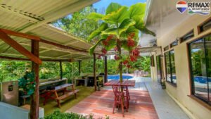 4 bed House for sale in Ojochal Costa Rica 1 (52)