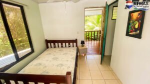 4 bed House for sale in Ojochal Costa Rica 1 (89)